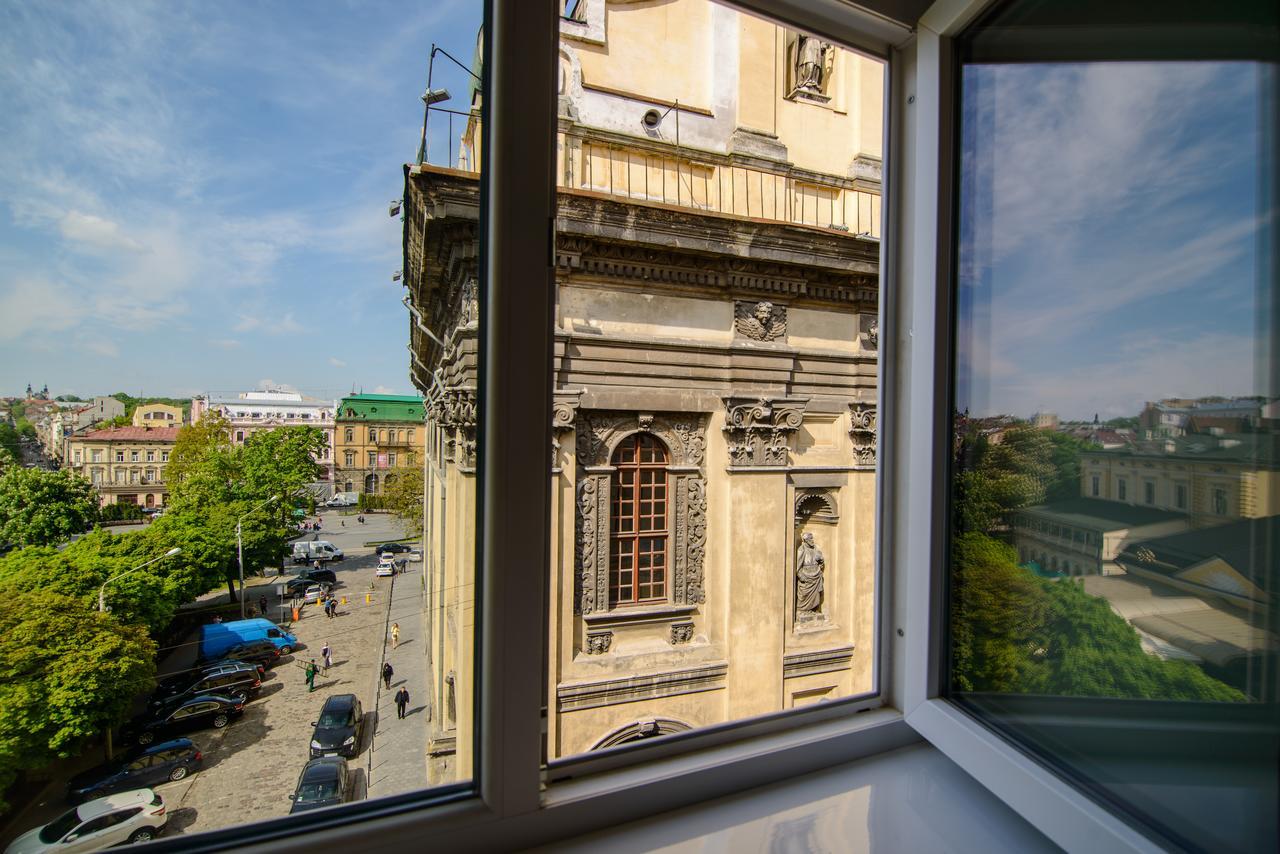 Premium Hostel Lviv Exteriör bild