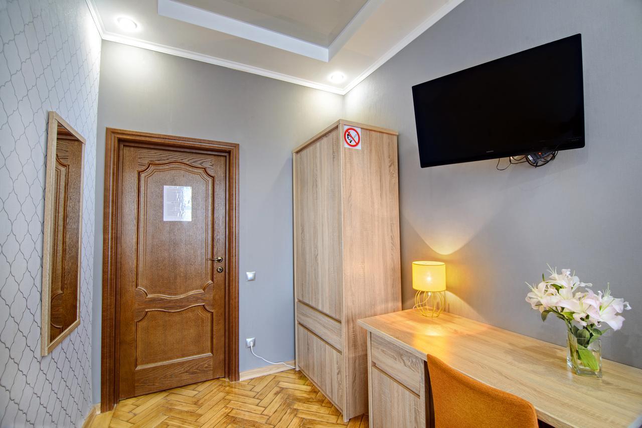 Premium Hostel Lviv Exteriör bild